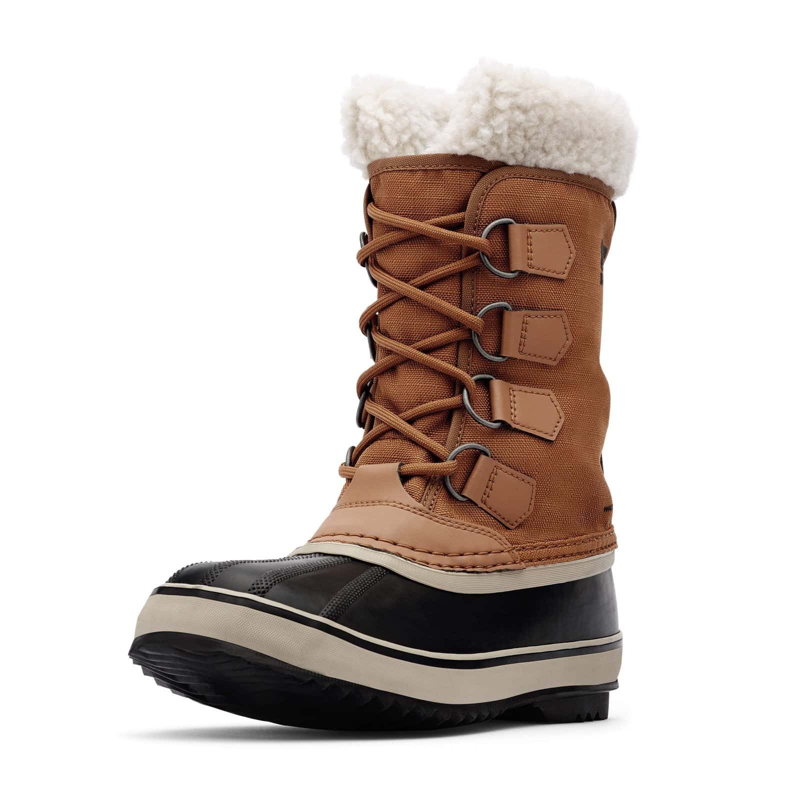 Close-up of Sorel Caribou leather and insulation lining